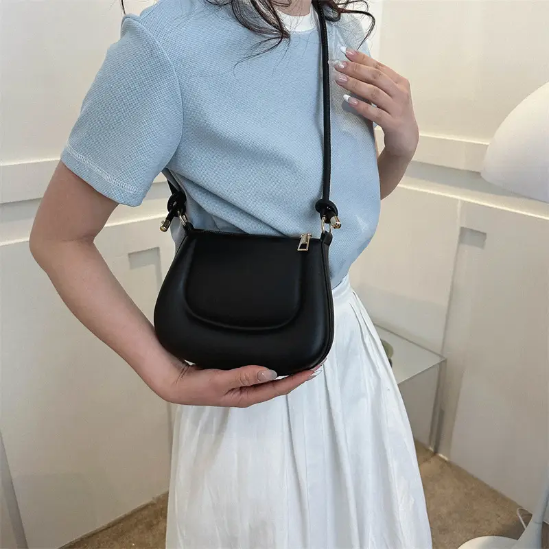 Pink Square Shoulder Bag for Women 2023 New Arrival - Image 9