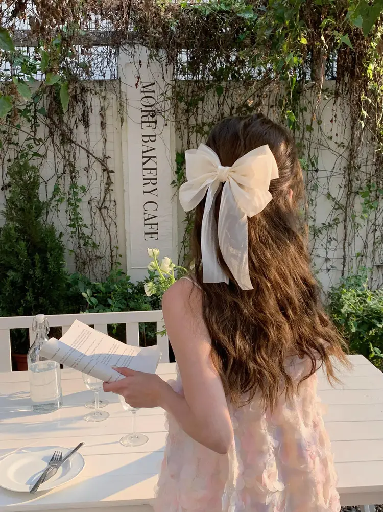 Summer Cream Bow Hairpin for Girls — feature 1