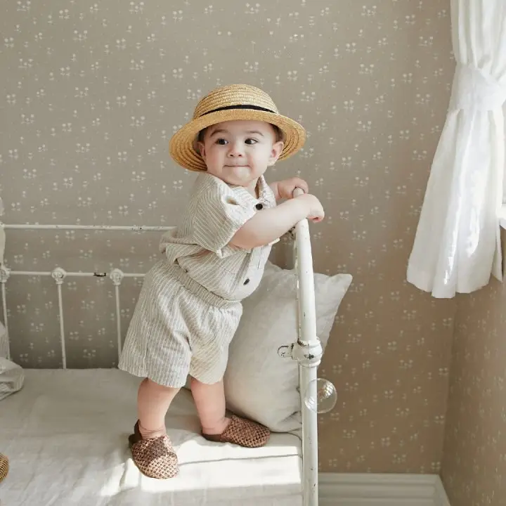 Baby Boys & Girls Plaid Summer Suit with Hat & Shoes — feature 5