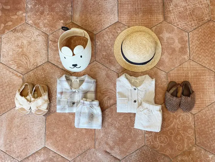 Baby Boys & Girls Plaid Summer Suit with Hat & Shoes — feature 4