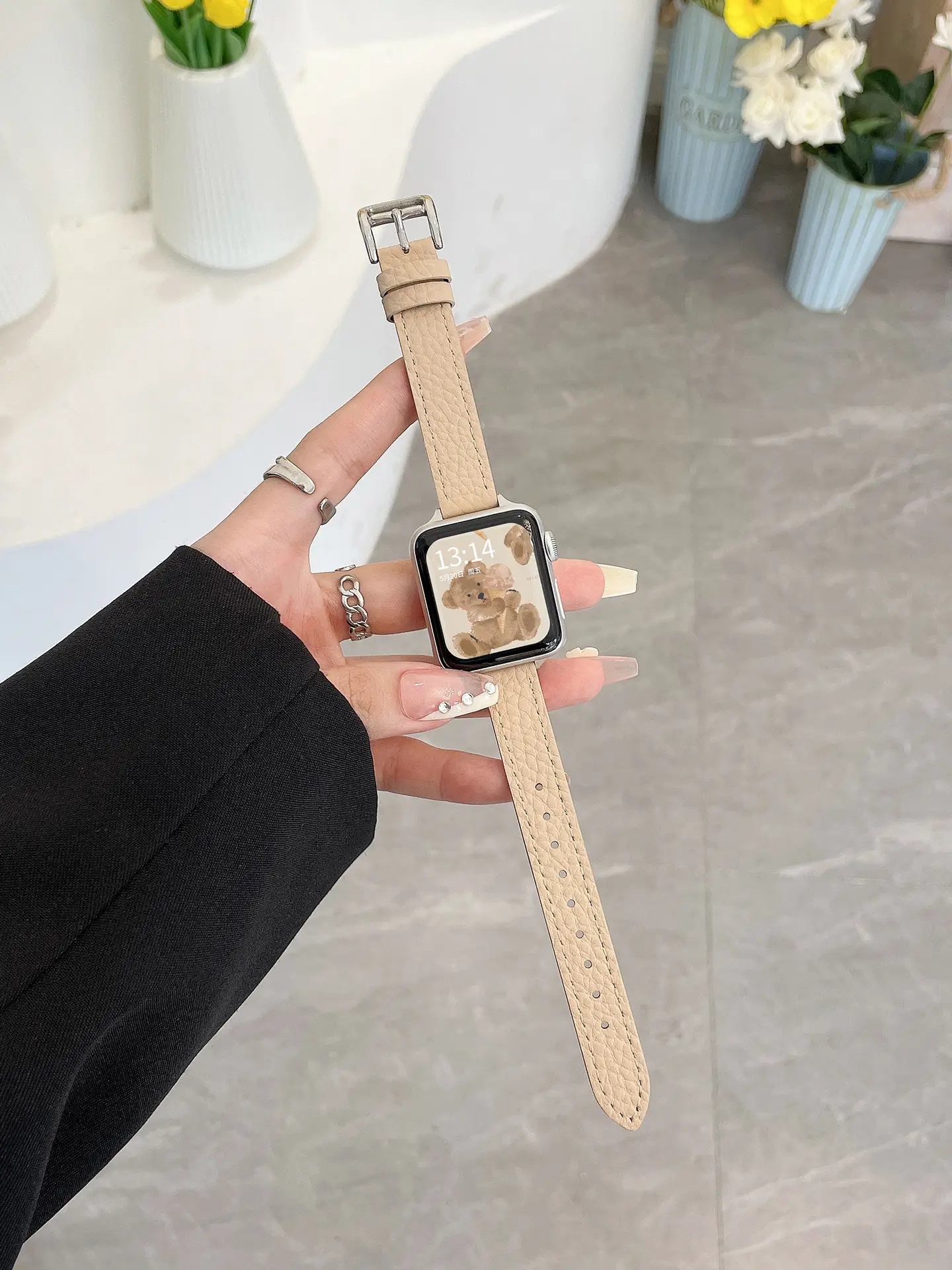 Apple Watch SE Leather Strap Watch for Girls Autumn Winter — feature 12