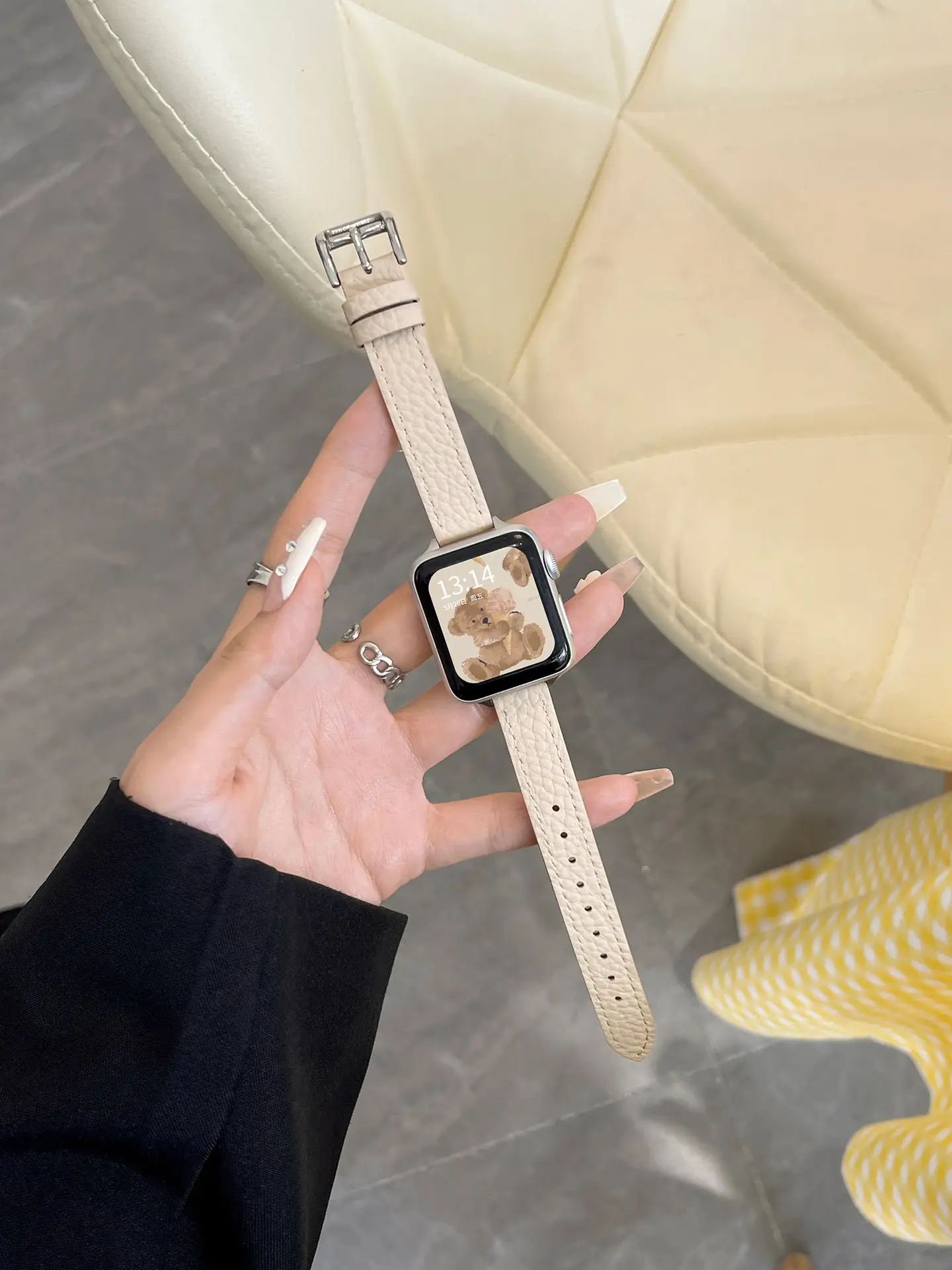 Apple Watch SE Leather Strap Watch for Girls Autumn Winter — feature 18