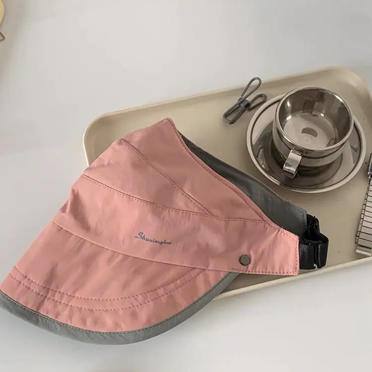 Double-sided Waterproof Open Top Cap with Horse Tail Mask — feature 14