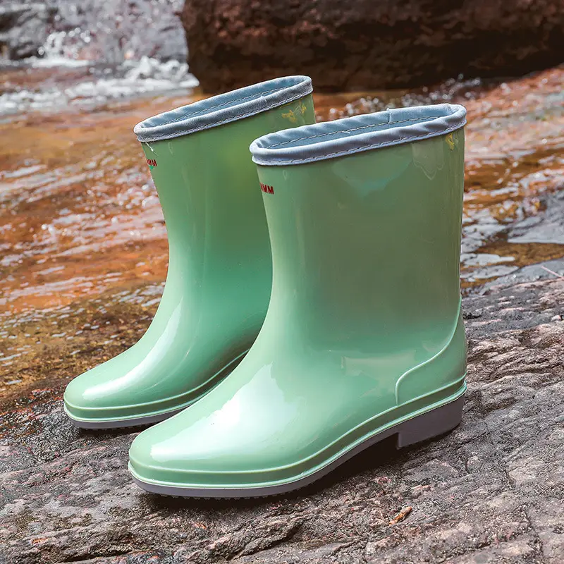 Fashion mid-barrel rain boots ladies cross-border pvc non-slip rain boots women's water shoes new rubber shoes water boots kitchen overshoes - Image 4