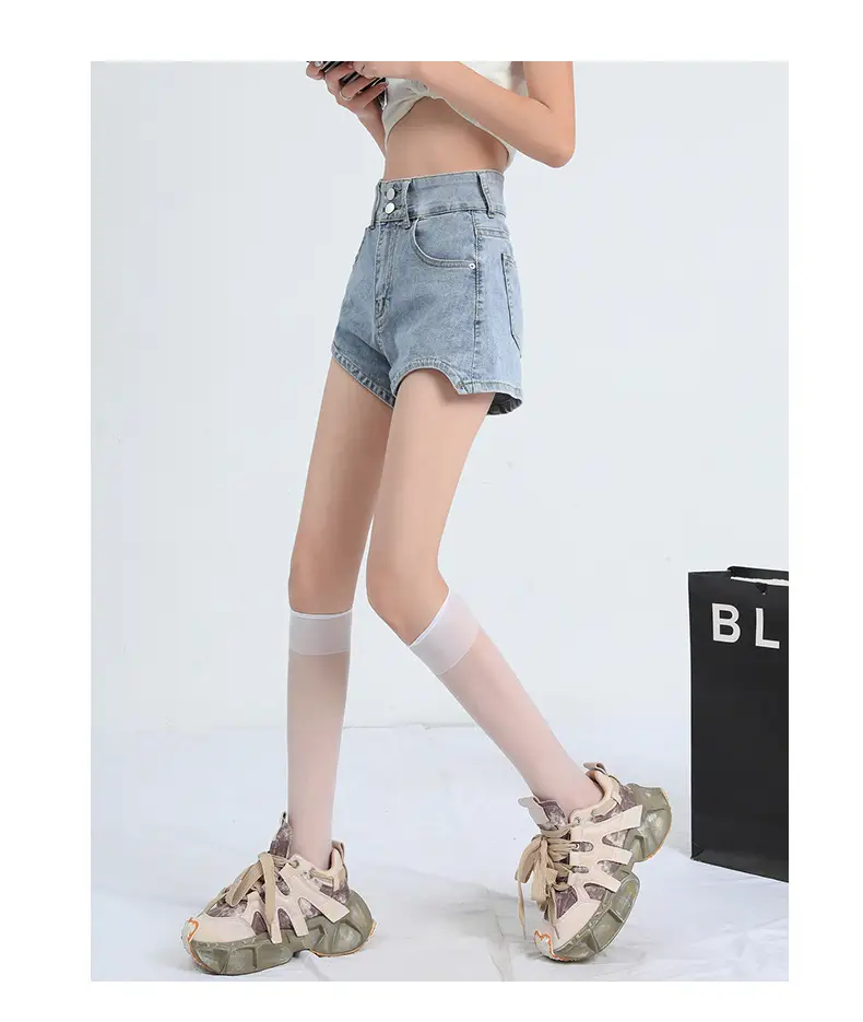Black High-Waisted Denim Shorts Women Summer 2025 — feature 17