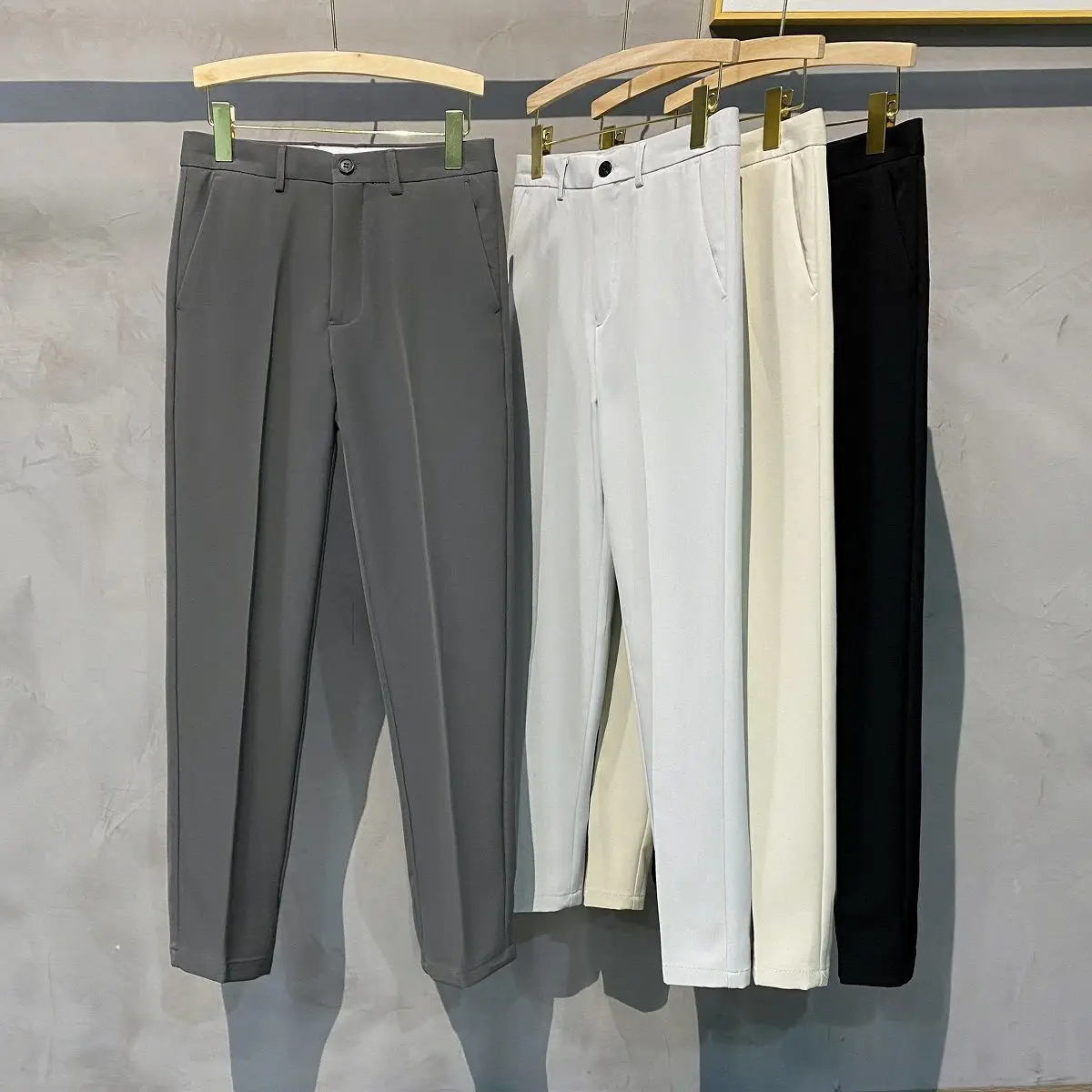 Spring Men's Slim Fitting Trousers Small Leg Black — feature 10
