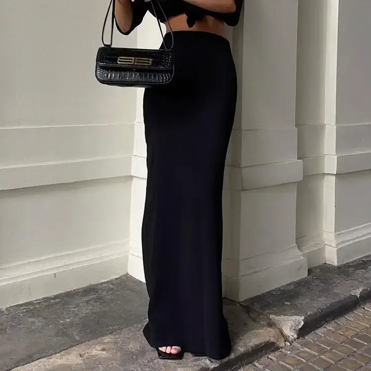 Black Slim Fit Hip Skirt for Women 2024 - Image 4