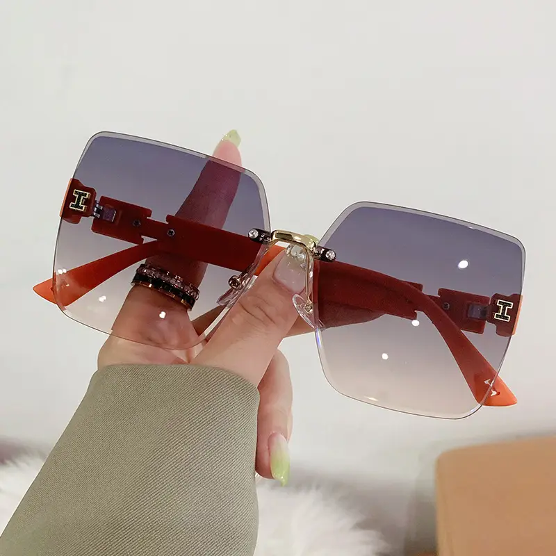 Women's Anti-Ultraviolet Sunglasses Black - Image 2