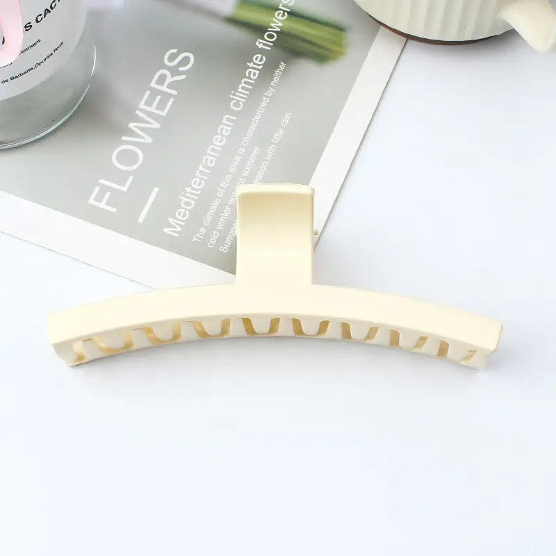 Star-shaped Jelly Shark Clip for All-Matching Items