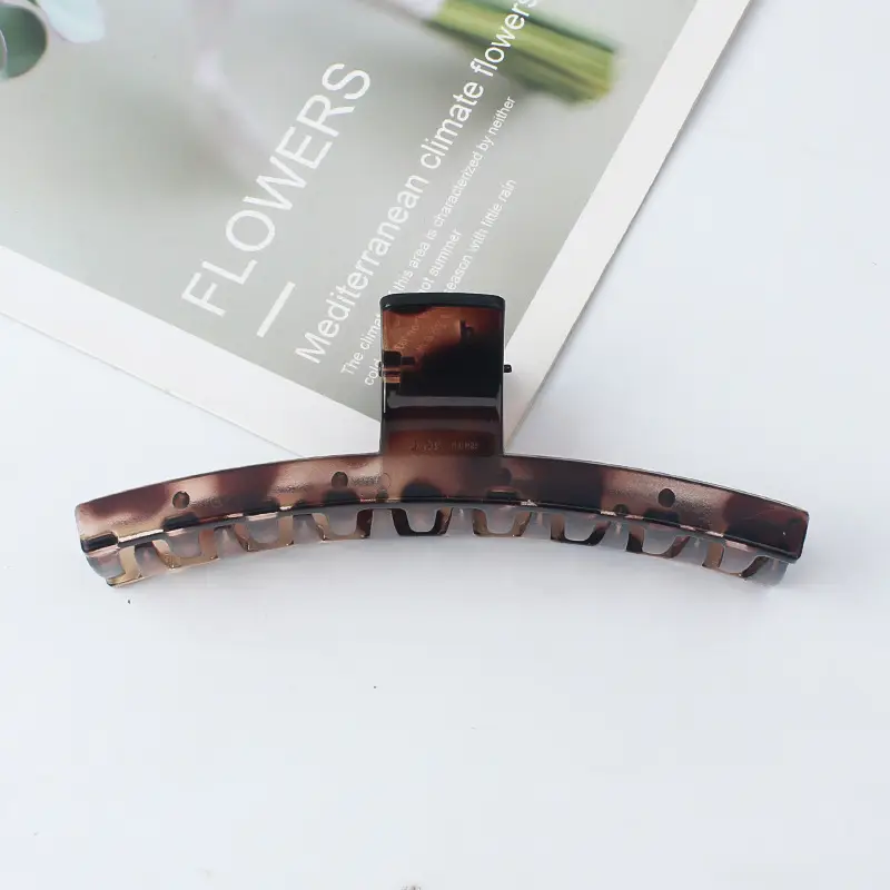 Star-shaped Jelly Shark Clip for All-Matching Items