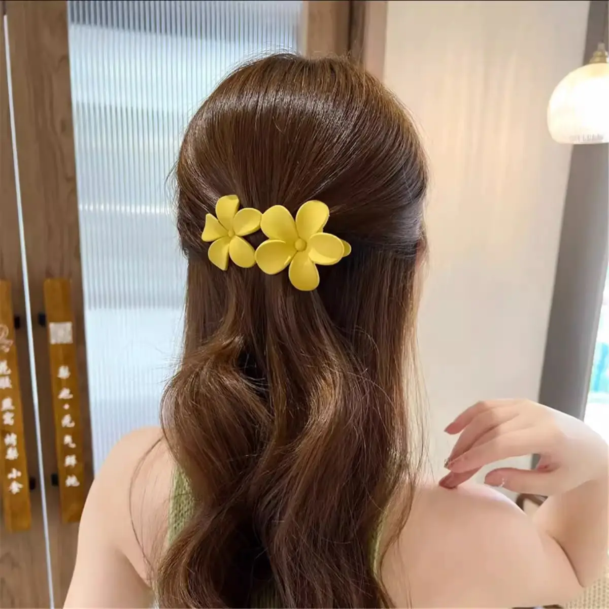 Frosted Flower Clip for Girls Hairpin — feature 1