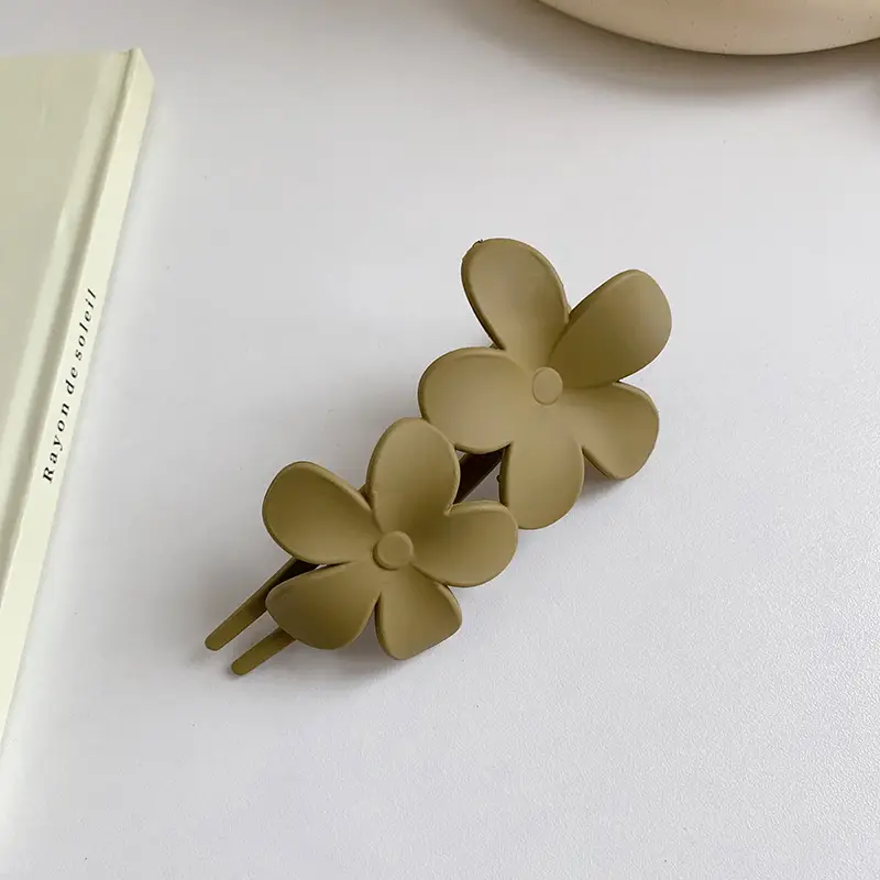 Frosted Flower Clip for Girls Hairpin - Image 4