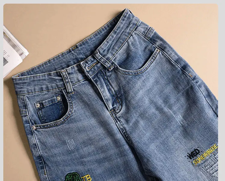 Women Thin Cropped Jeans 2024 Spring Summer Light Blue — feature 1