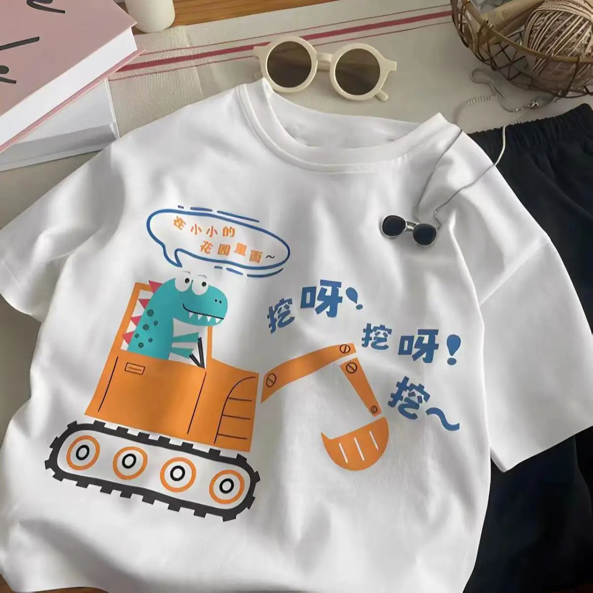 Dinosaur Excavator Pure Cotton Boys T-Shirt Black