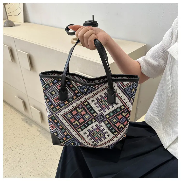 Ethnic Patterned Underarm Tote Bag Women 2025 — feature 13