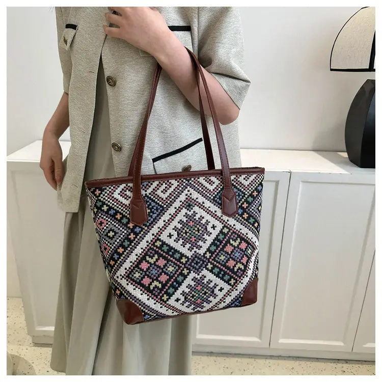 Ethnic Patterned Underarm Tote Bag Women 2025 — feature 14