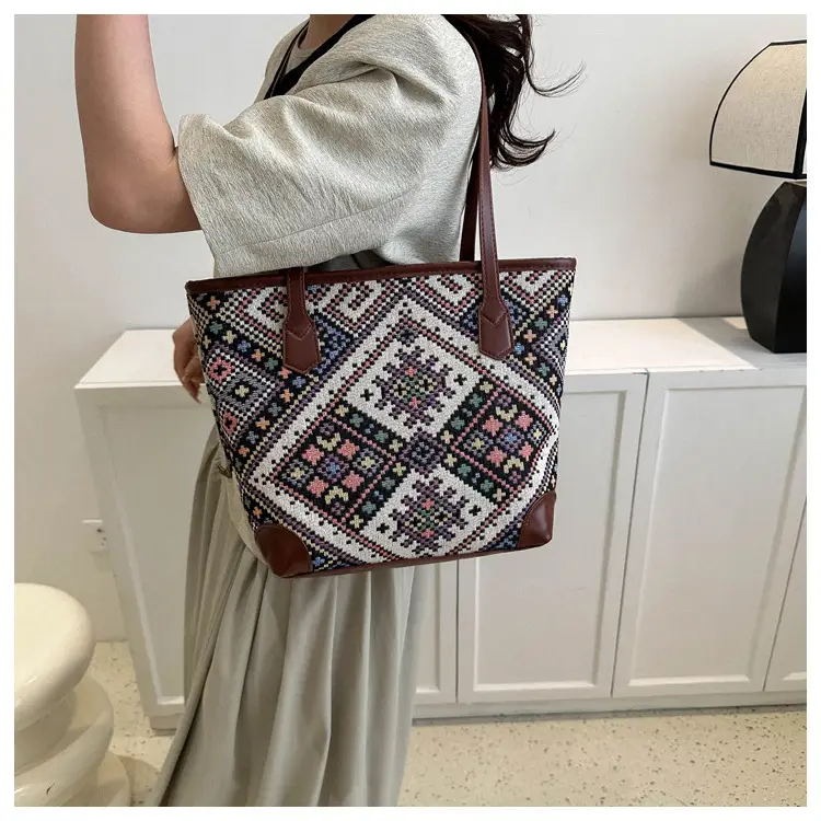 Ethnic Patterned Underarm Tote Bag Women 2025 — feature 15