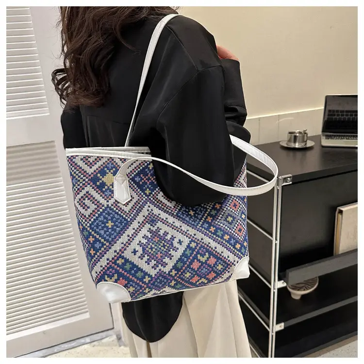 Ethnic Patterned Underarm Tote Bag Women 2025 — feature 17