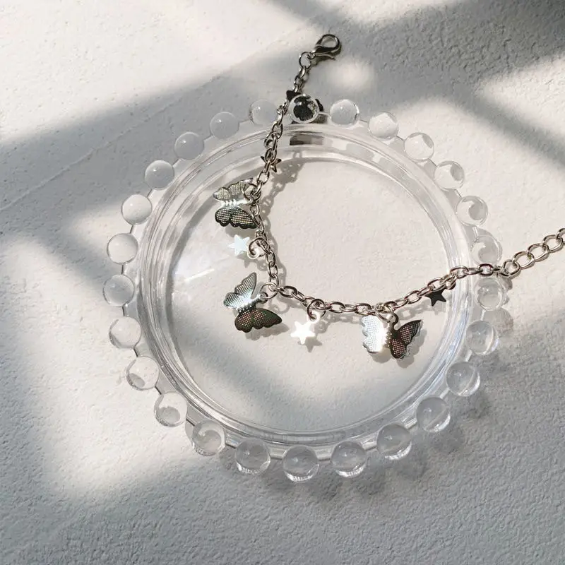 Women's Adjustable Antique Tassel Bell Bracelet — feature 2