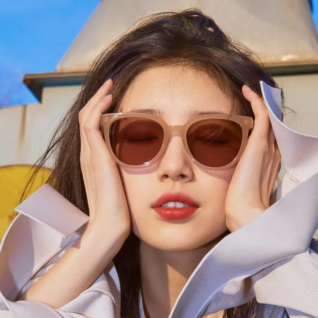 2023 New Liu Yifei Sunglasses Women's Plastic Teeth Retro Milk Tea Korean Version - Image 7