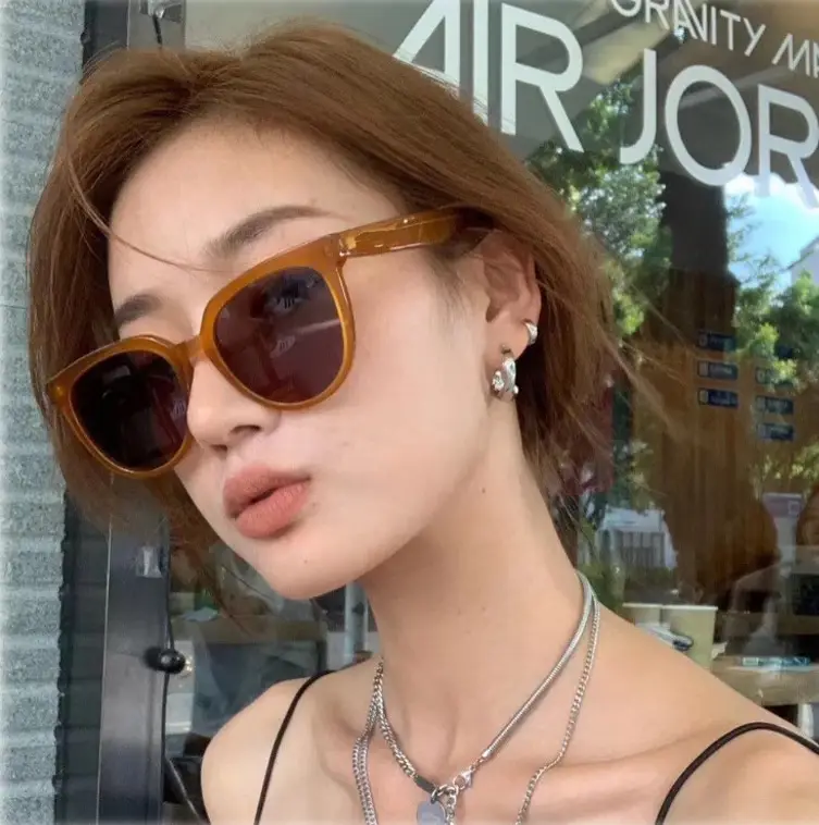 2023 New Liu Yifei Sunglasses Women's Plastic Teeth Retro Milk Tea Korean Version - Image 8