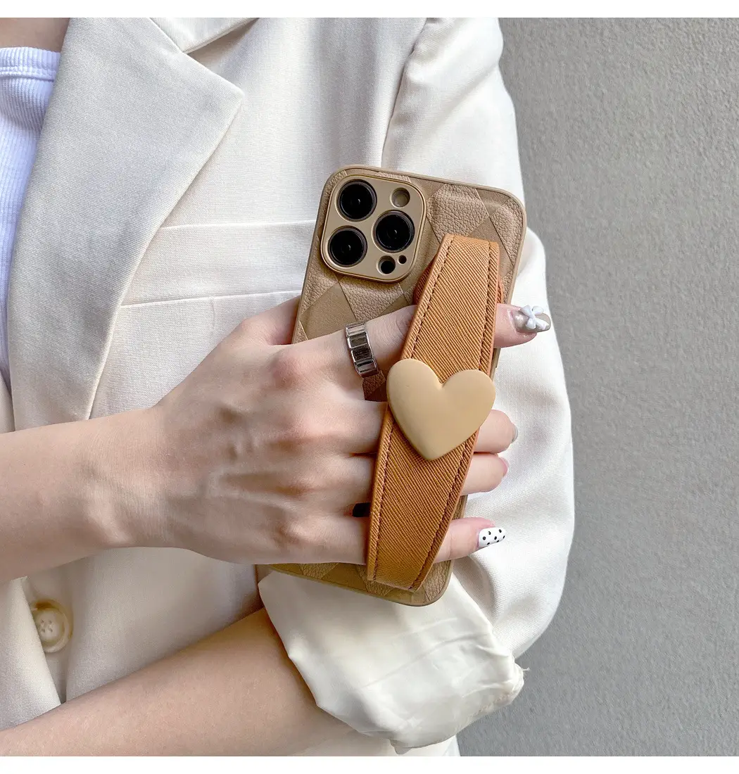 Quilted Heart Mobile Phone Case with Strap — feature 2