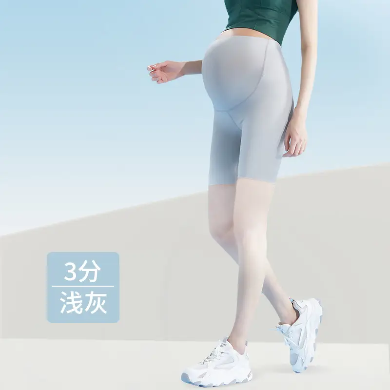 Pregnant Women's Black Yoga Shorts 3 Minute Leggings - Image 2