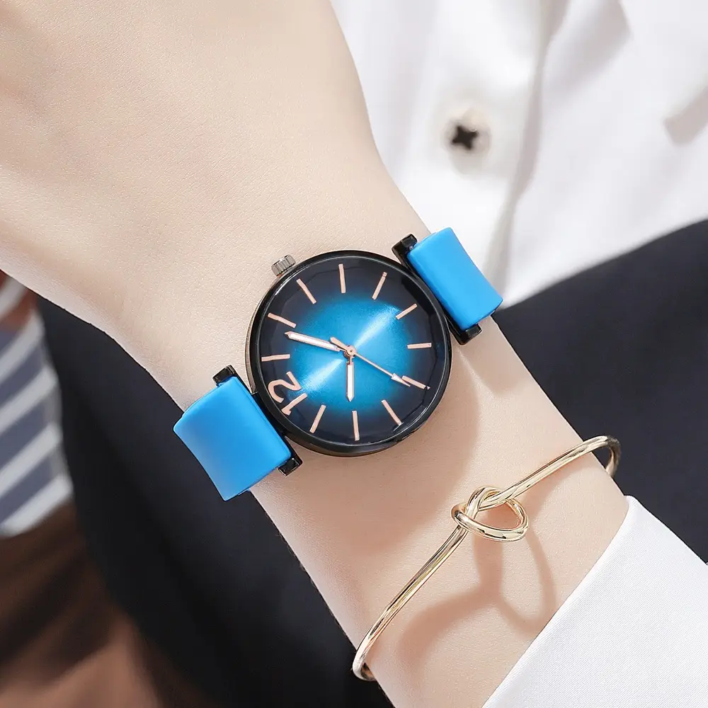 Women's Pink Silicone Quartz Watch with Diamond Glass Dial - Image 12