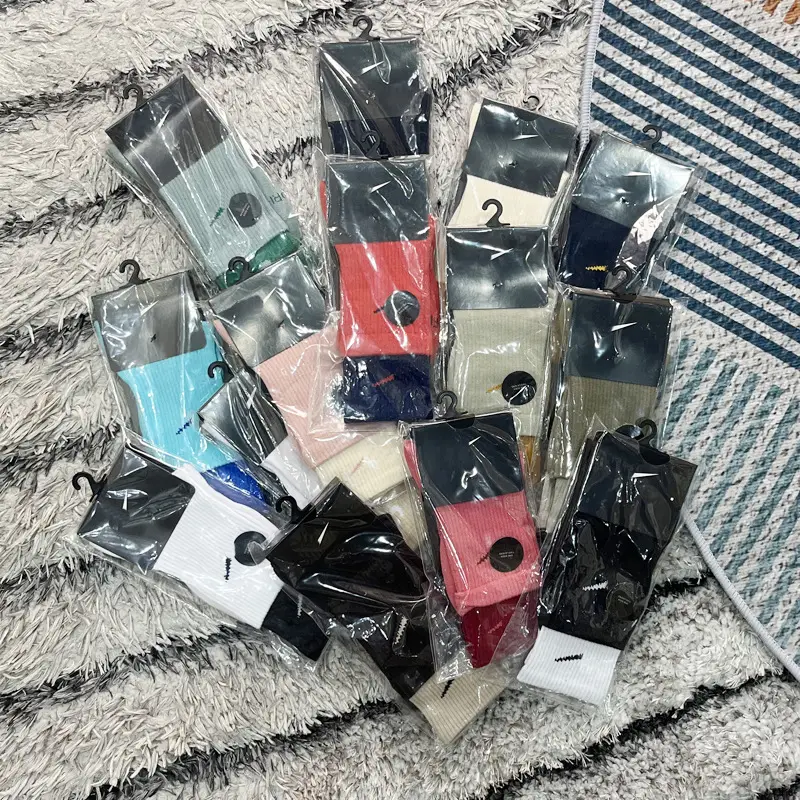 Socks for Women, Double Ruffled Mouth Colorful Matching Mid-Tube Fake Two-Piece Men's Sports Basketball Socks for Couples Ins Trendy Colorfulful Socks