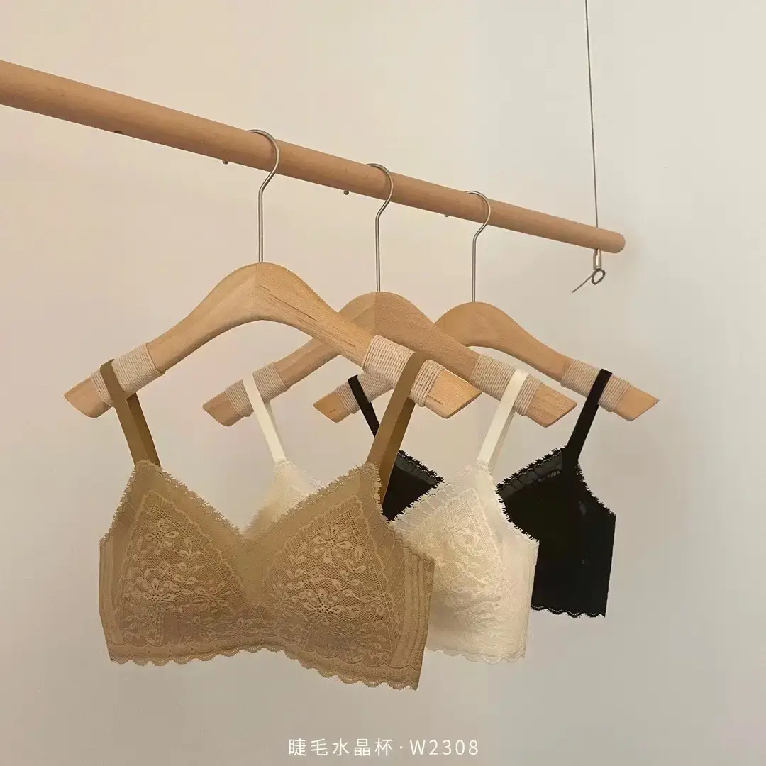Hollow Out Small Bust Lingerie with Eyelash Lace — feature 19