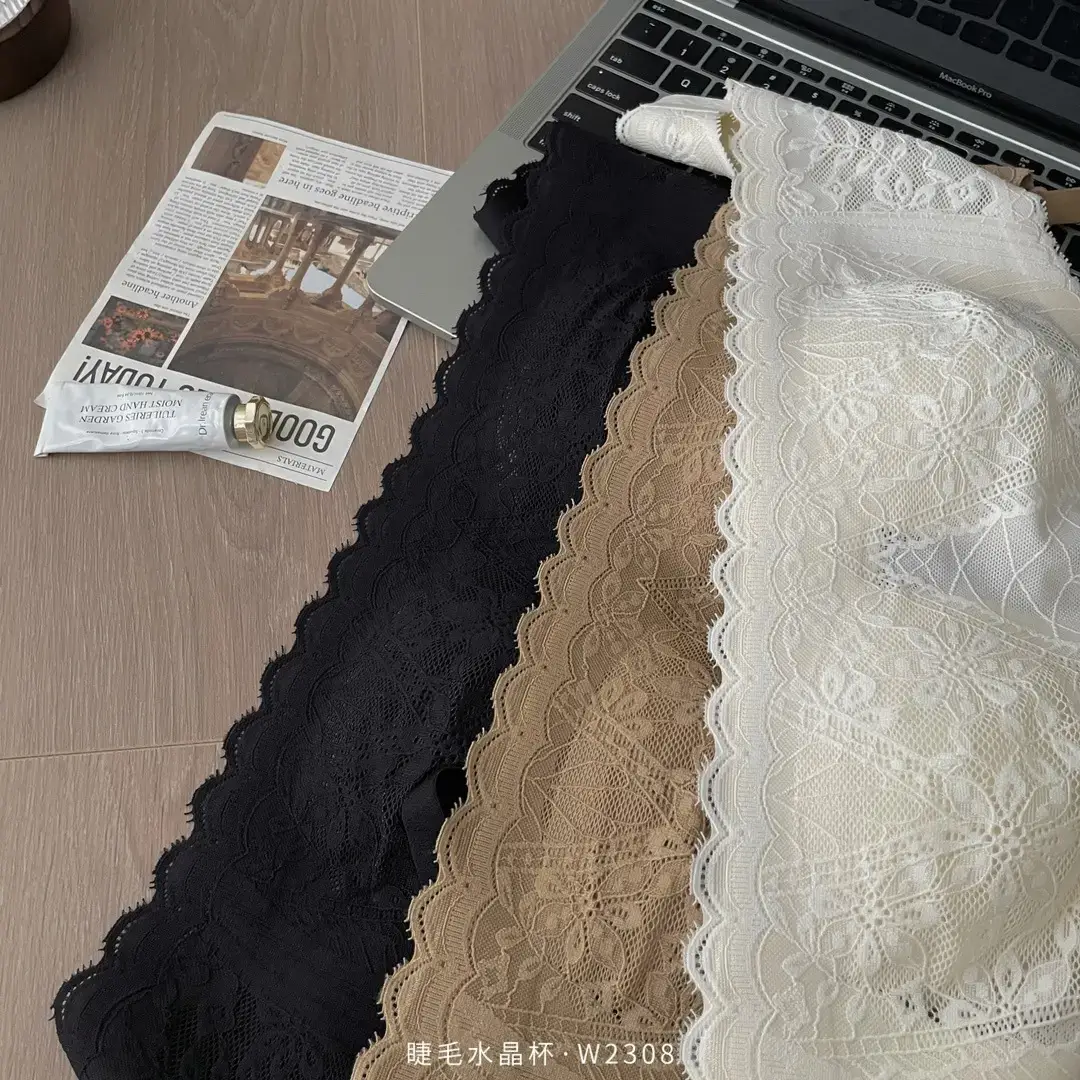 Hollow Out Small Bust Lingerie with Eyelash Lace — feature 8