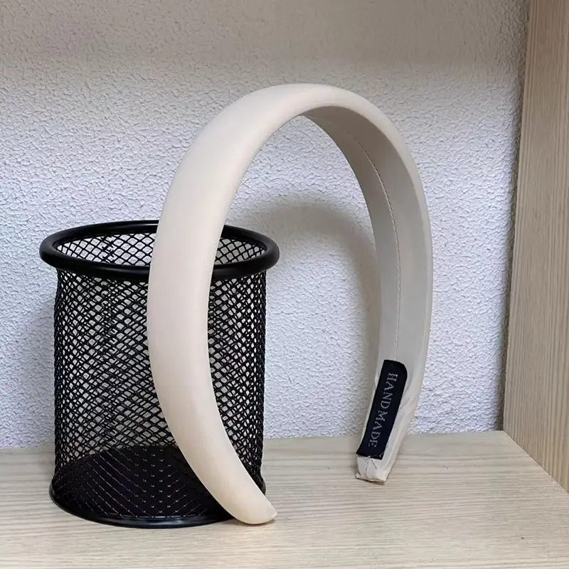 Women's Blue Silicone Hair Hoop for Summer Face Wash