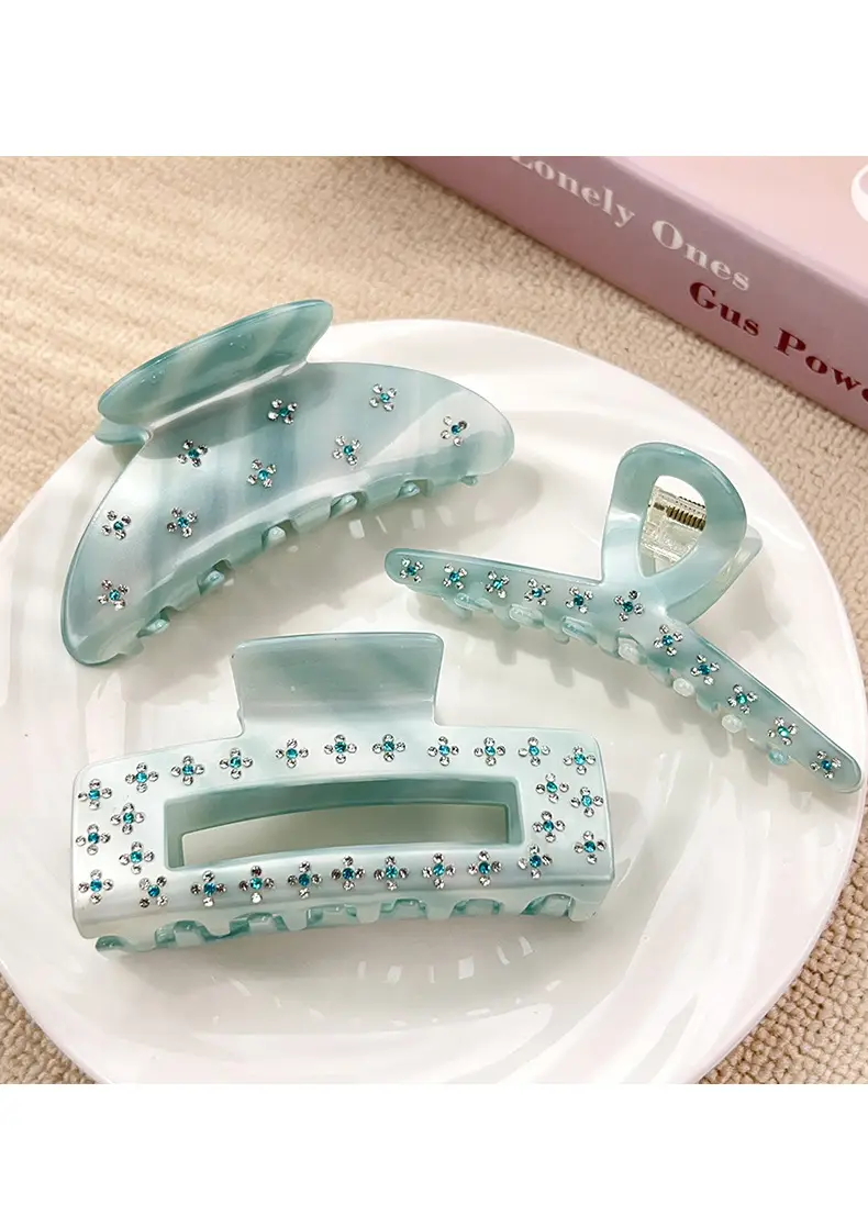 Women's Acrylic Shark Clip with Diamond Embellishment — feature 7