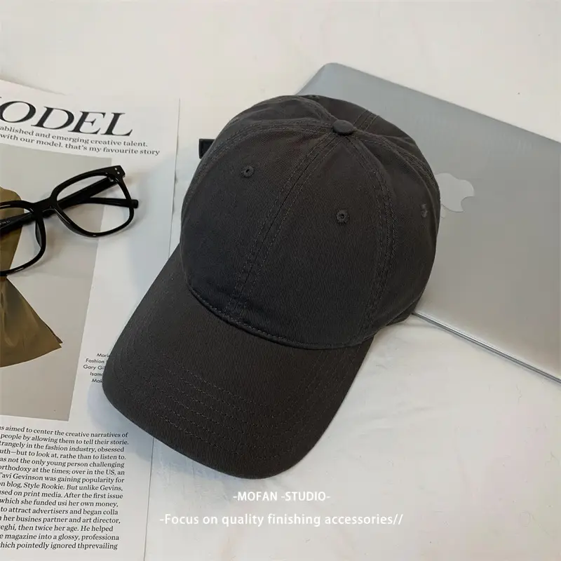 Black Big Head Baseball Cap for Men Women Summer Wear - Image 5