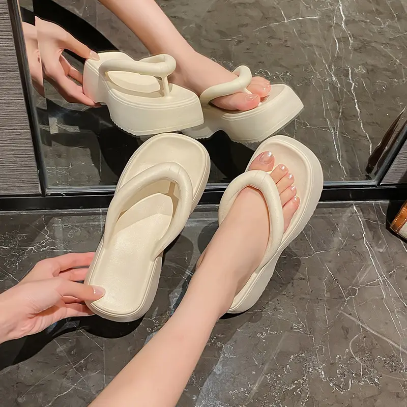 Thick-Soled Flip-Flops for Women, Summer European and American Style, Trendy Flat Soft-Soled Eva Thong Sandals, European and American Style