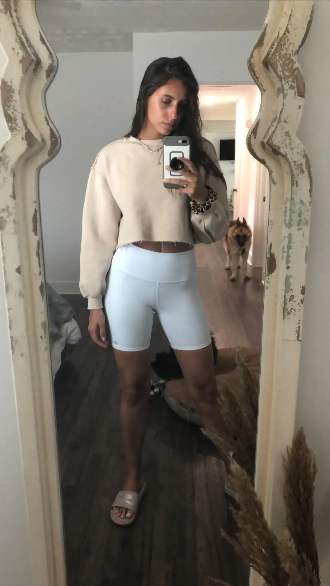 Women's Velvet Crossbody Sweatshirt Yellow — feature 17