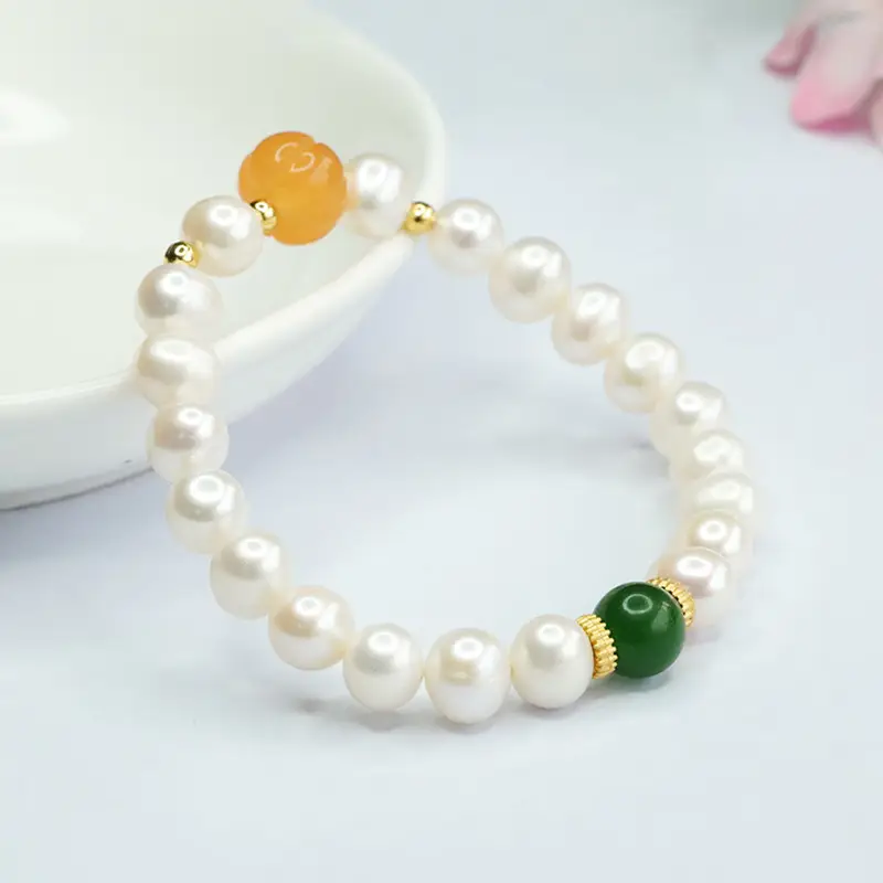 Women's Pearl Bracelet with Green & Orange Beads — feature 9