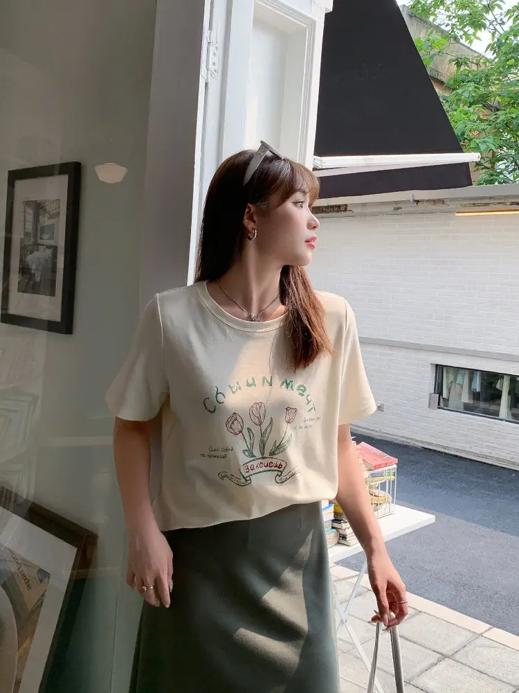 Milk Printed Tulip T-Shirt Plus Size Women