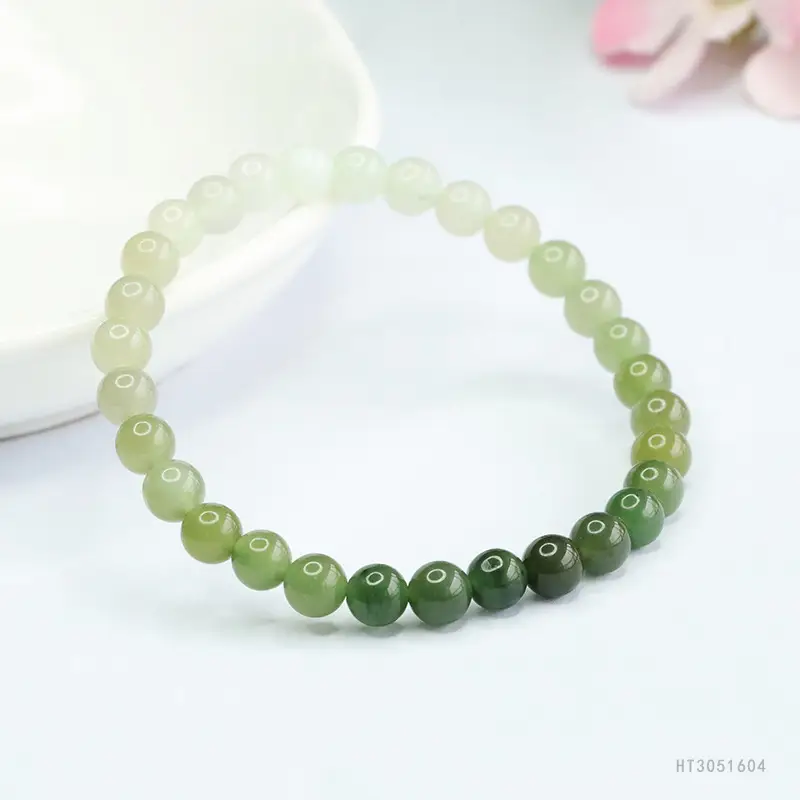 Guan Yu Jade Bracelet Clear Water Gradient Green — feature 9