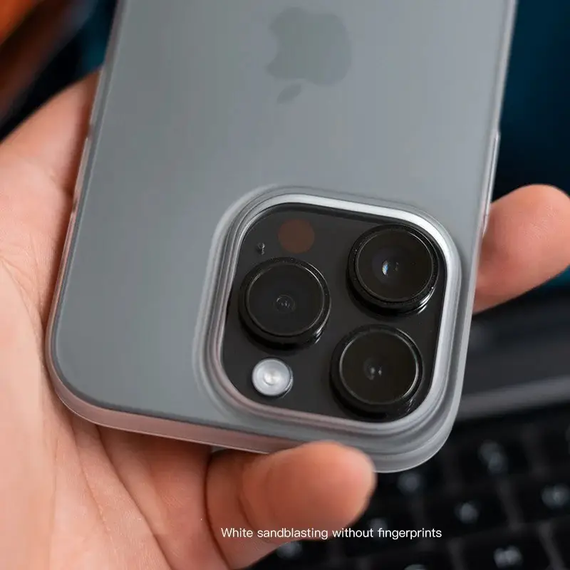 Ultra-thin Matte iPhone 16 Max Case 05mm Hard Bare Metal - Image 3
