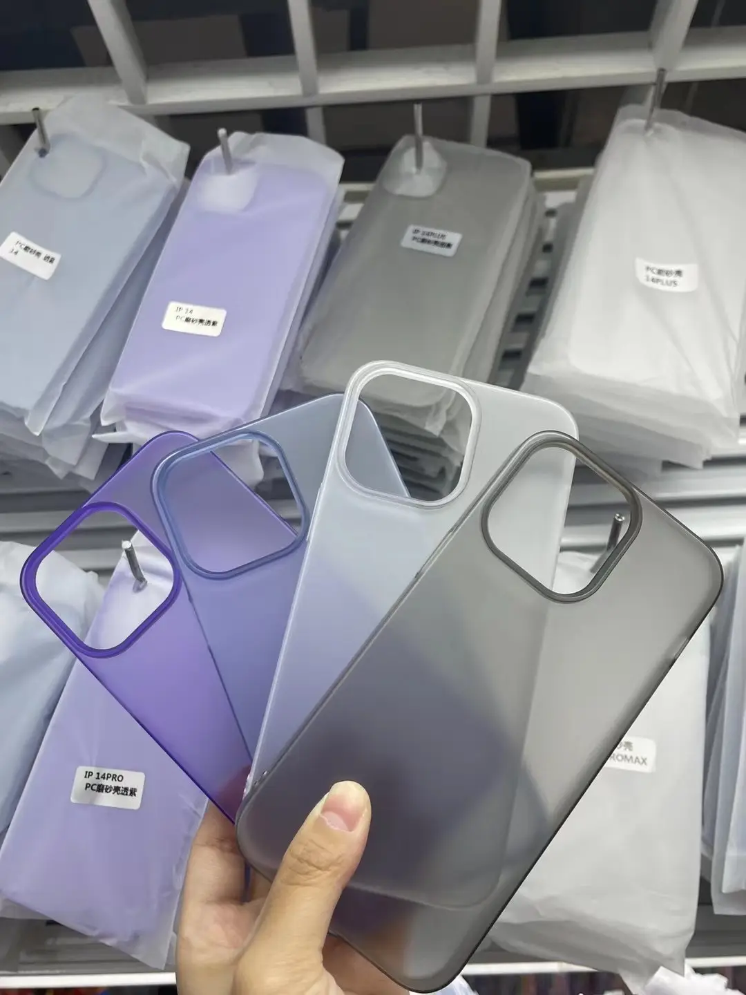 Ultra-thin Matte iPhone 16 Max Case 05mm Hard Bare Metal — feature 20