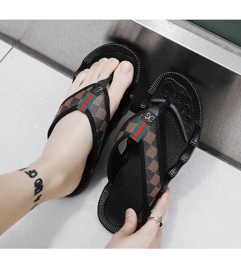 Men's Black Checkered Flip Flops Heelless Sandals — feature 11