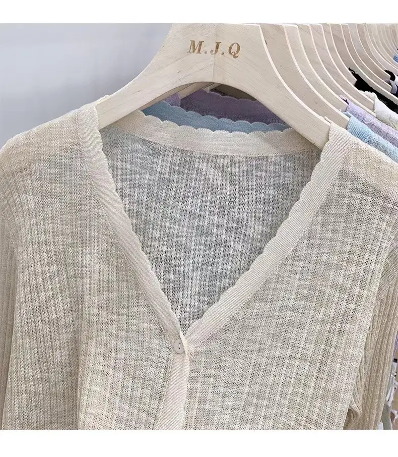 Women Knitted V-Neck Long Sleeve Top White — feature 8