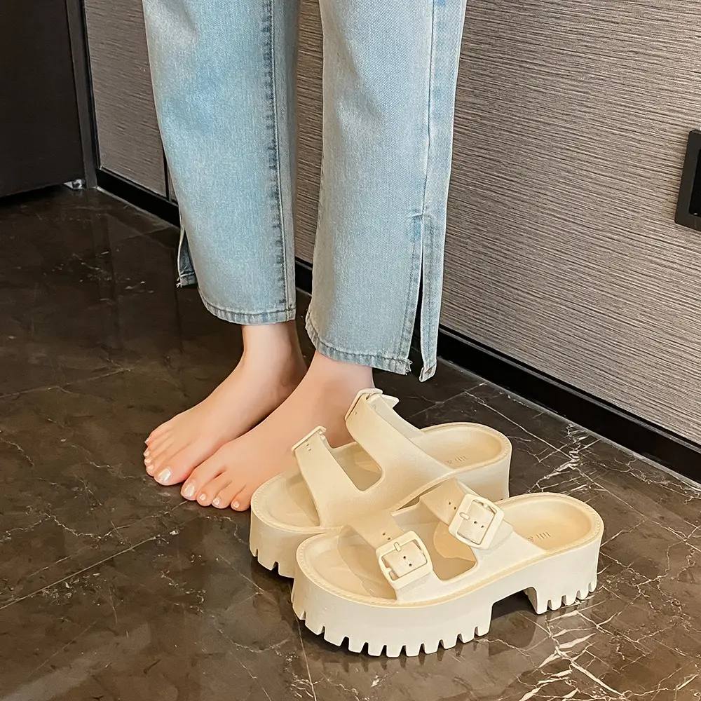 Women's Thick-Soled Outdoor Slippers, European and American Style, Trendy Double-Strap Flat Sandals, Internet Celebrity Casual Slip-On Slippers, Comfortable Ins-Style