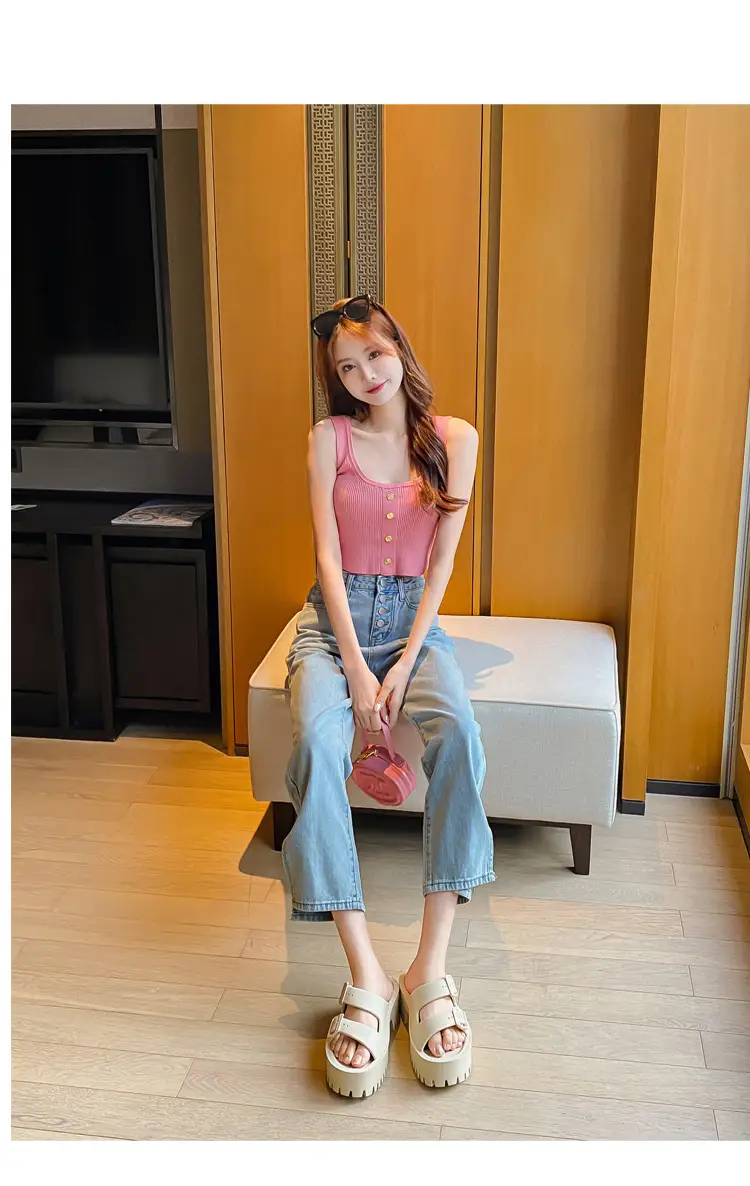 Women's Thick-Soled Outdoor Slippers, European and American Style, Trendy Double-Strap Flat Sandals, Internet Celebrity Casual Slip-On Slippers, Comfortable Ins-Style — feature 19