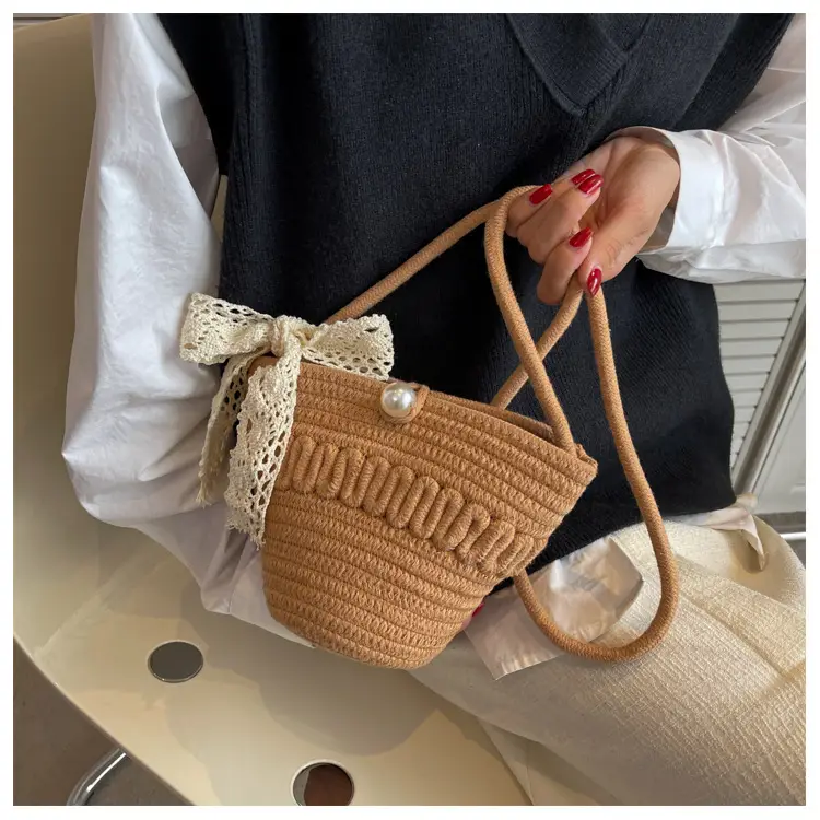 2026 Women's Woven Phone Bag with Star Embroidery - Image 5