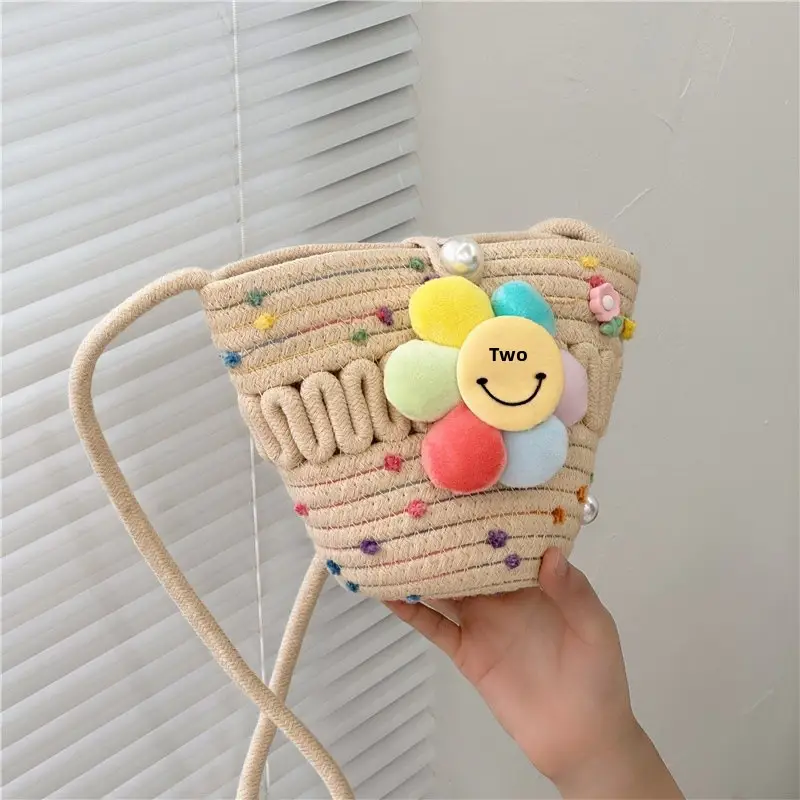 2026 Women's Woven Phone Bag with Star Embroidery - Image 9
