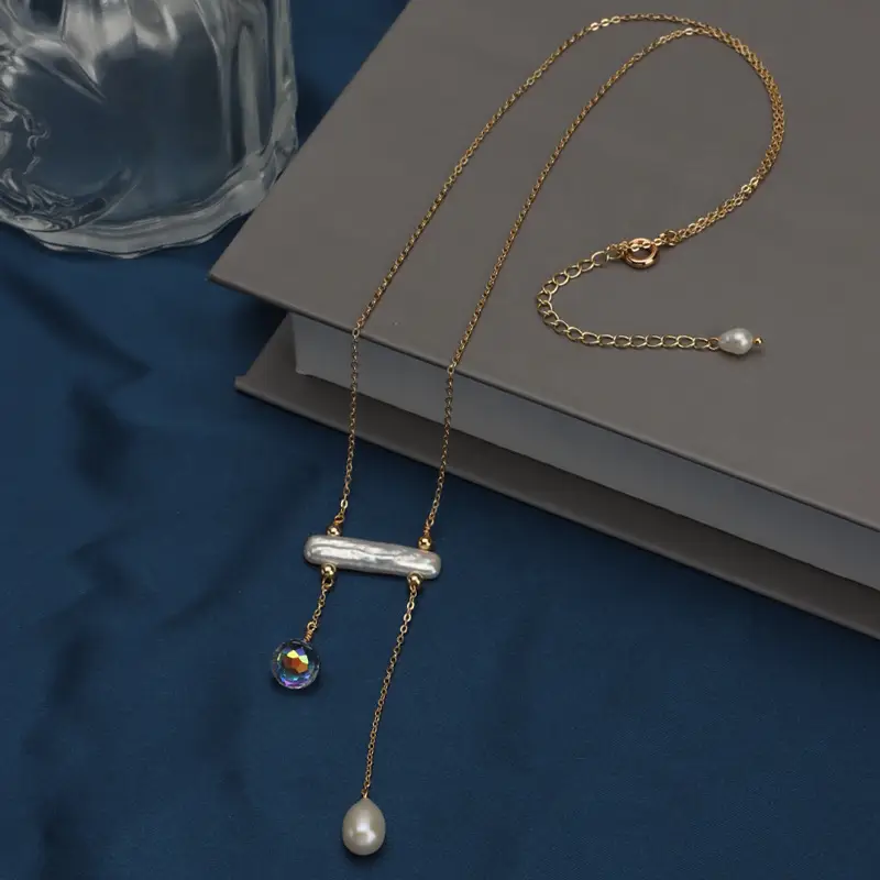Balance Beam Necklace with Pearl & Clavicle Design - Image 5