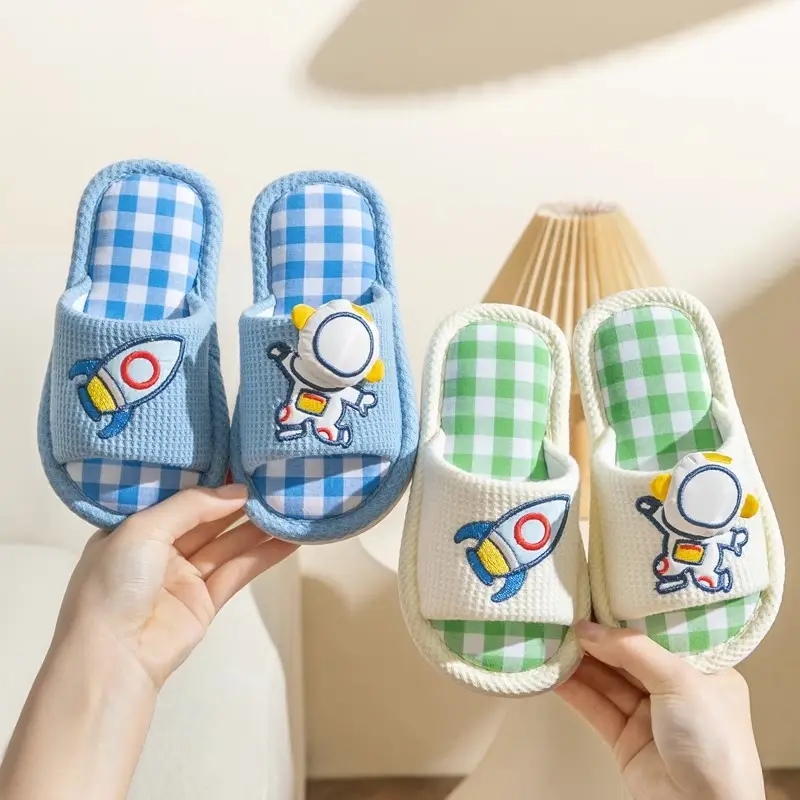 Xinwang Cartoon Linen Slippers Children's Four Seasons Home Wooden Floor Household Silent Cotton Linen Sweat Absorbing Slippers with Hair