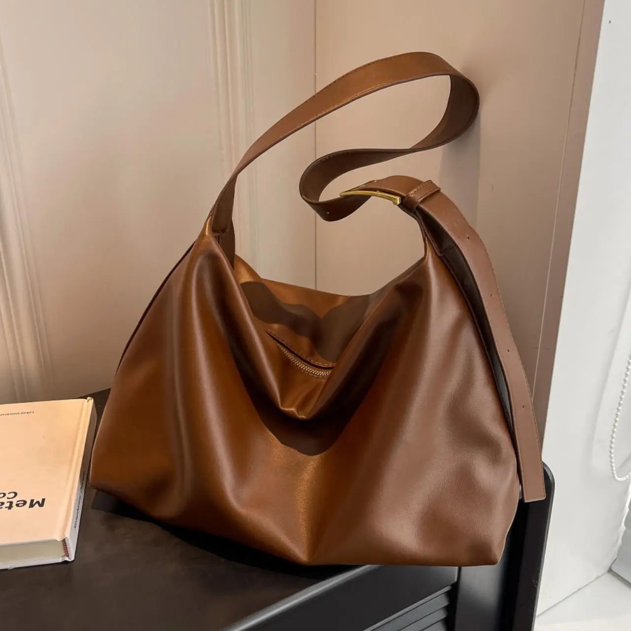 Women's Large Capacity Soft Leather Shoulder Crossbody Bag - Image 4